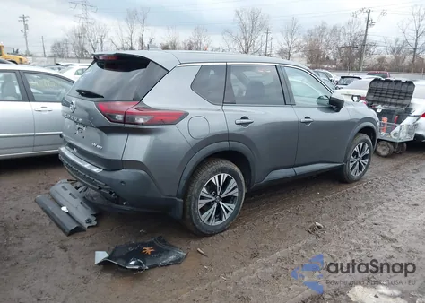 2021 Nissan Rogue Sv Intelligent Awd z USA, uszkodzony, nr VIN 5N1AT3BB0MC774583